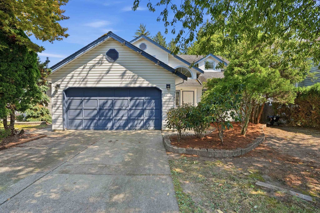 Photo of 11932 237a Street, Maple Ridge, BC V4R 1V9 (MLS # R3155863)
