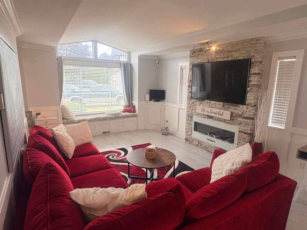 Photo of 23017 122a Avenue, Maple Ridge, BC V2X 0X3 (MLS # R3157034)