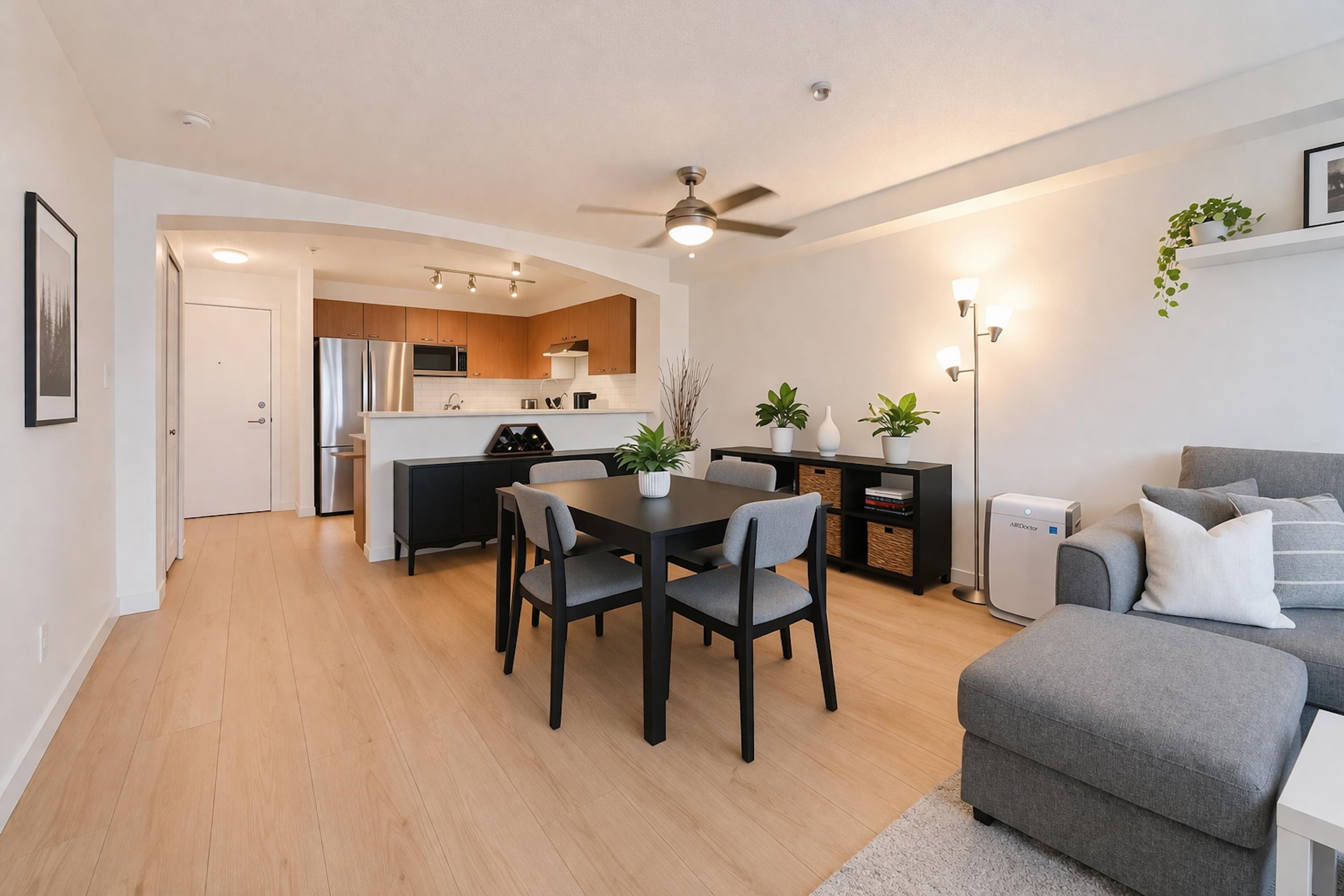 2958 Silver Springs Boulevard 208