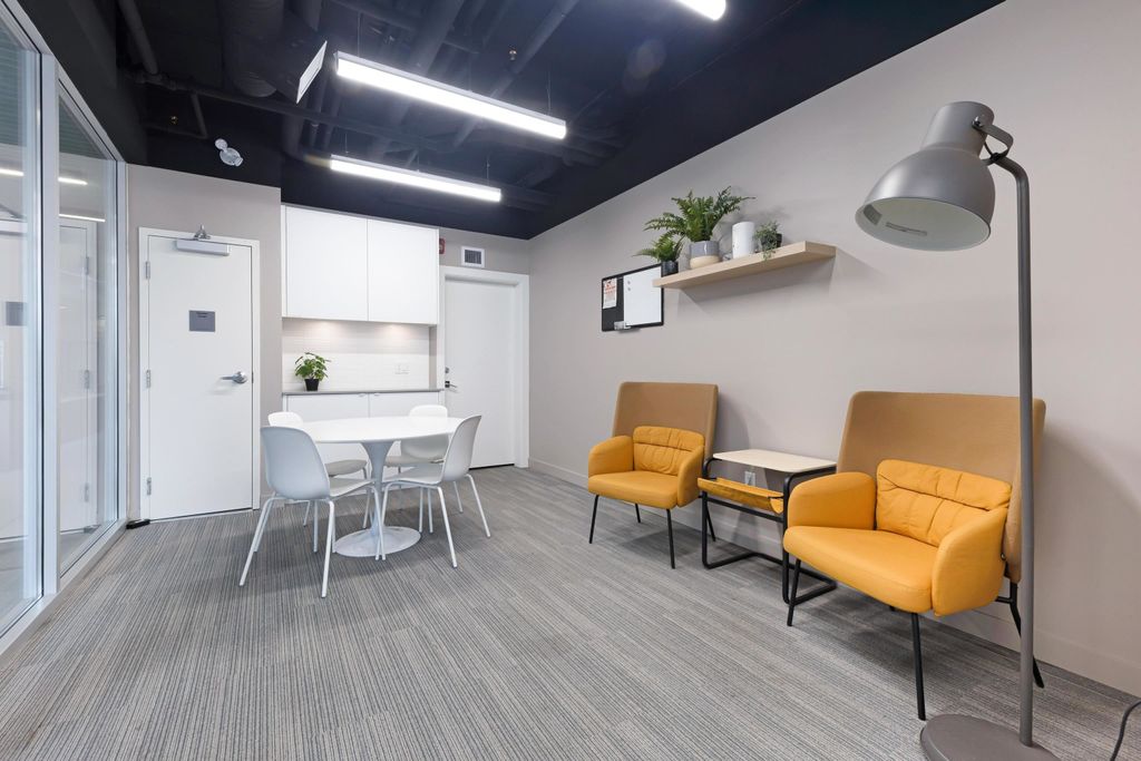 listing image 1101913308057162532