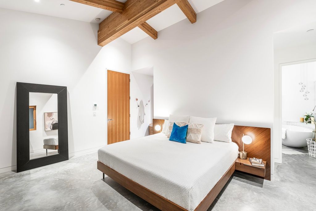 listing image 1106136911277111894