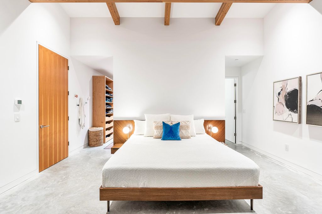 listing image 1105611661602903263