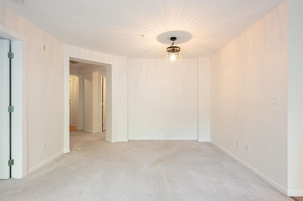 listing image 1103284841093768419