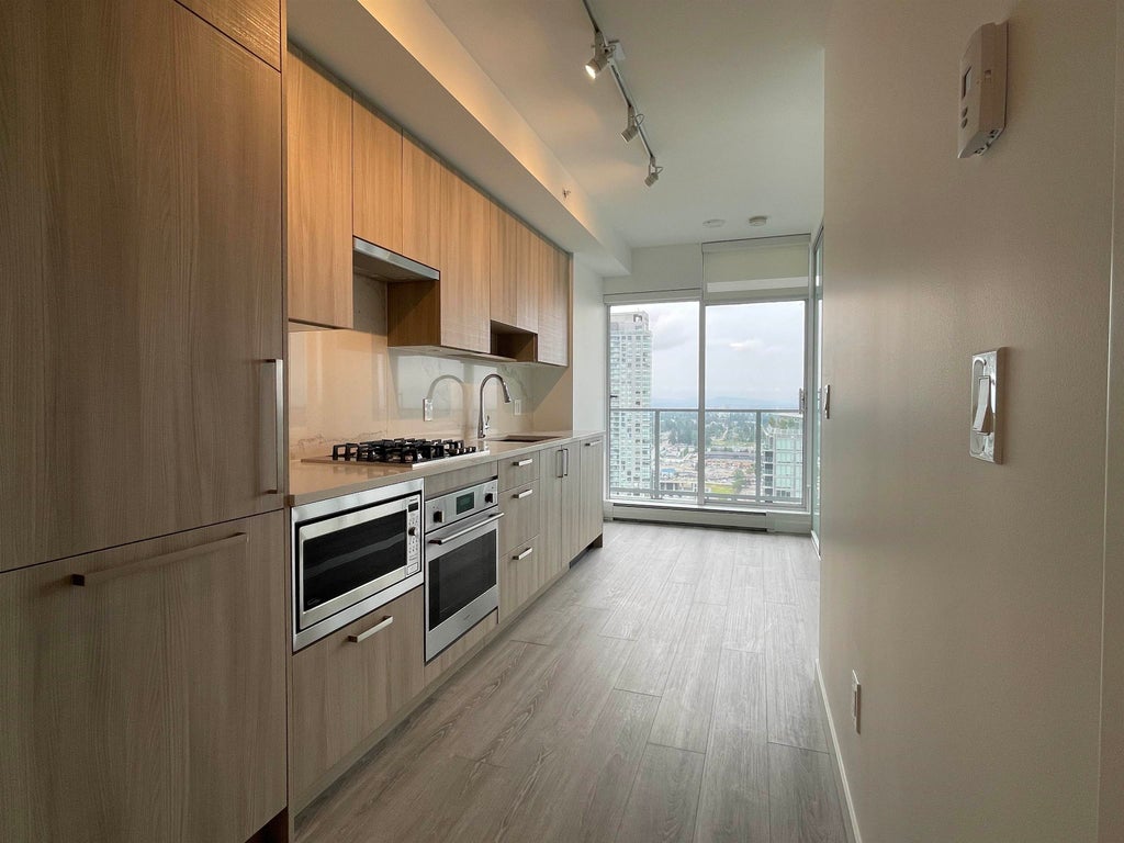 Photo of 13350 Central Avenue #3706, Surrey, BC V3T 0S1 (MLS # R3153421)