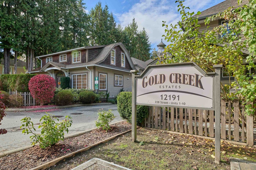 Photo of 12191 228 Street #7, Maple Ridge, BC V2X 6M2 (MLS # R3175142)