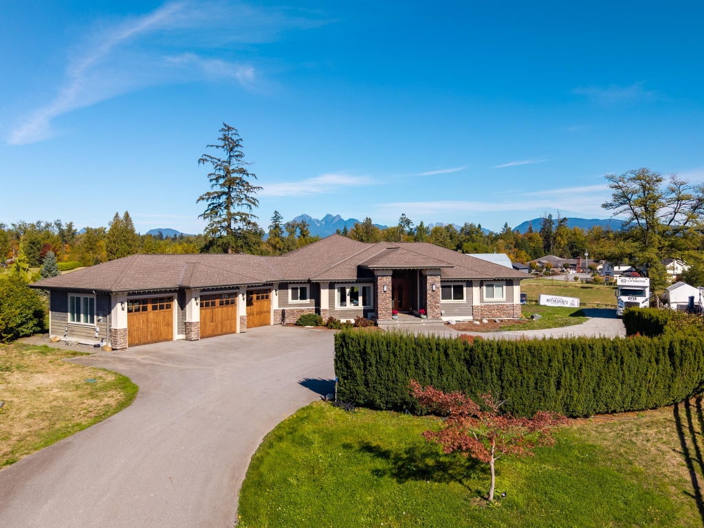 Photo of 22439 96 Avenue, Langley, BC V1M 3T6 (MLS # R3175492)