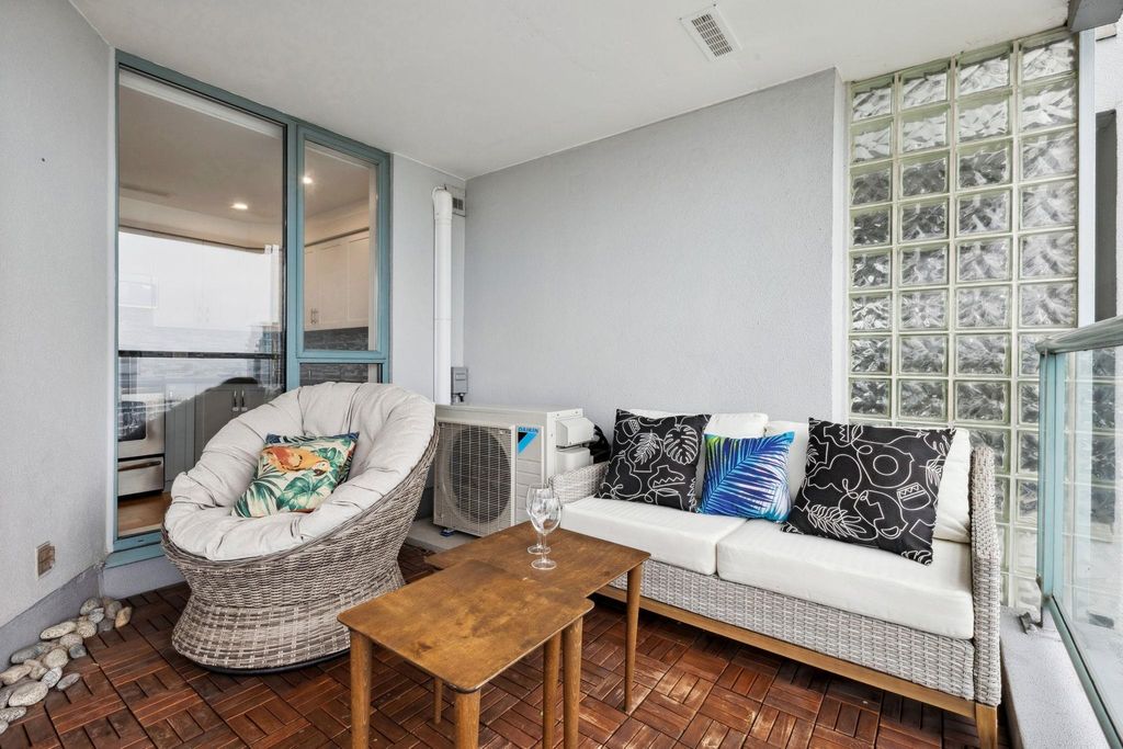 listing image 1107337327697960265