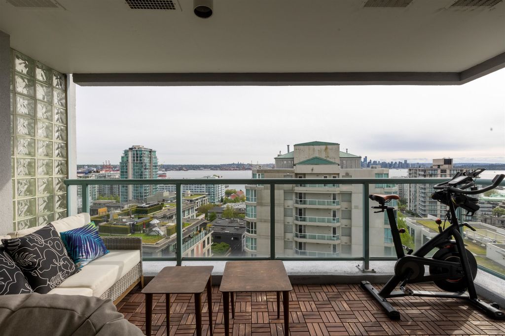 listing image 1105190235863406621
