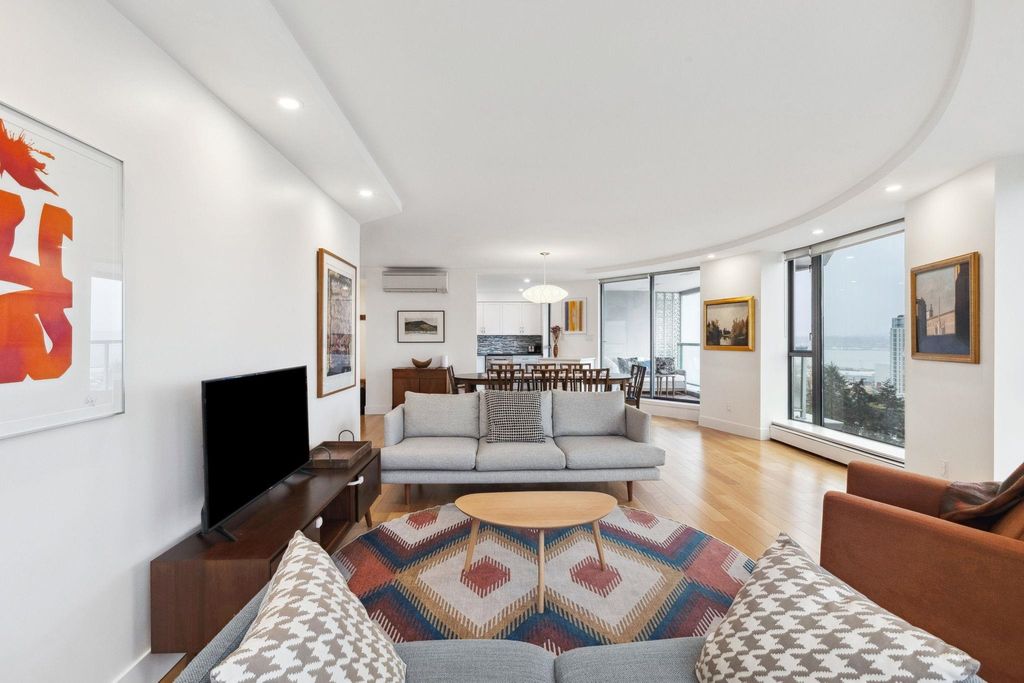listing image 1109302542525488447
