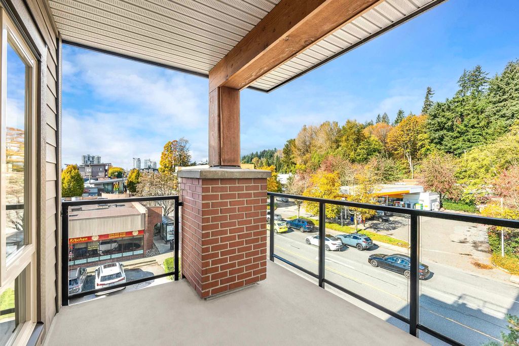 listing image 1109245416061950889