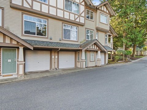 2678 King George Boulevard 3 Surrey BC V4P 1H6