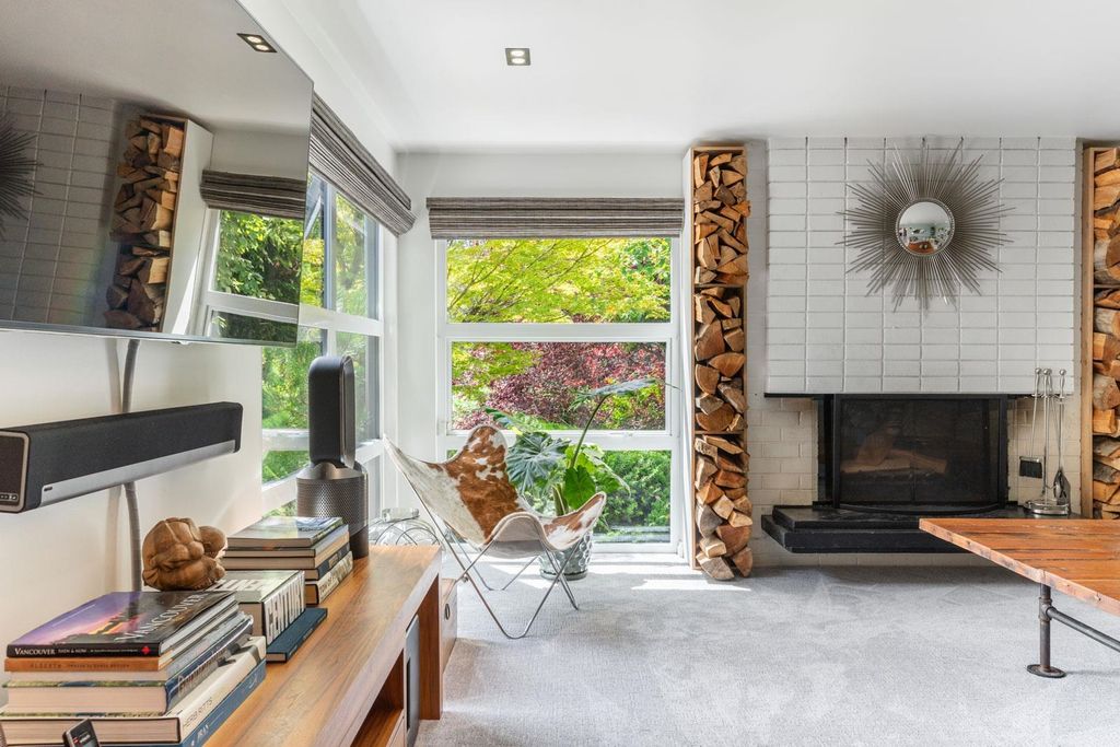 listing image 1109688723737155752