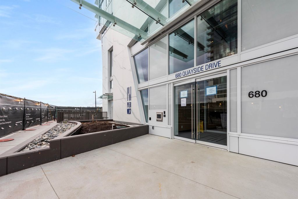 listing image 1109196200449176534