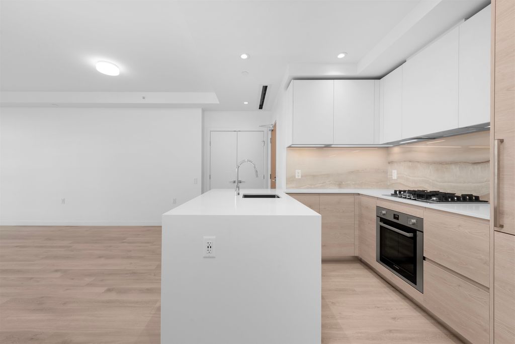 listing image 1100062804738813459