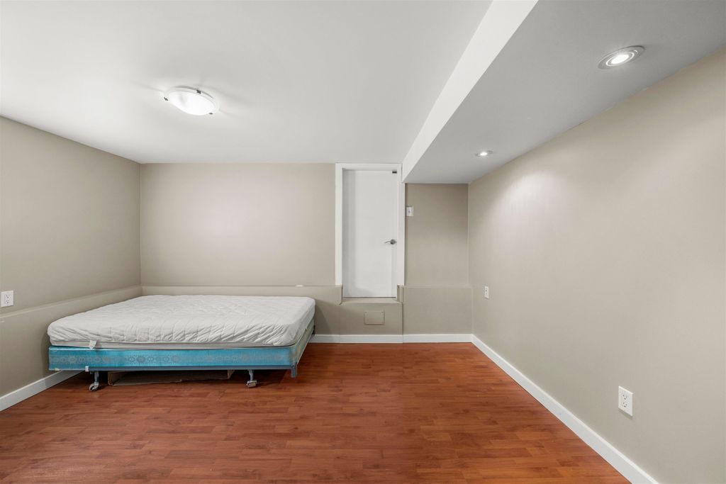 listing image 1105712215497293099