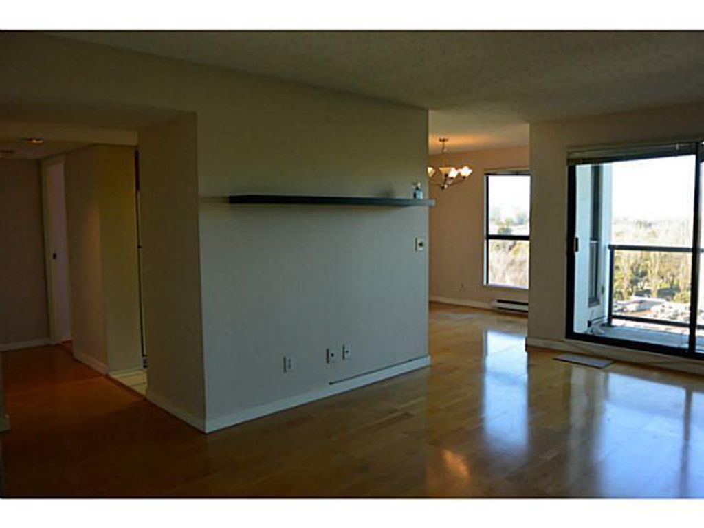 listing image 1102955779946493594