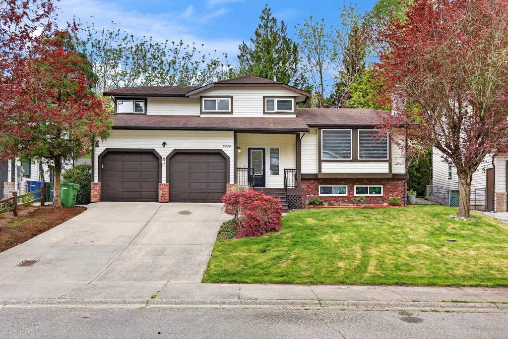 Photo of 2359 Harper Drive, Abbotsford, BC V3G 2B2 (MLS # R3154030)