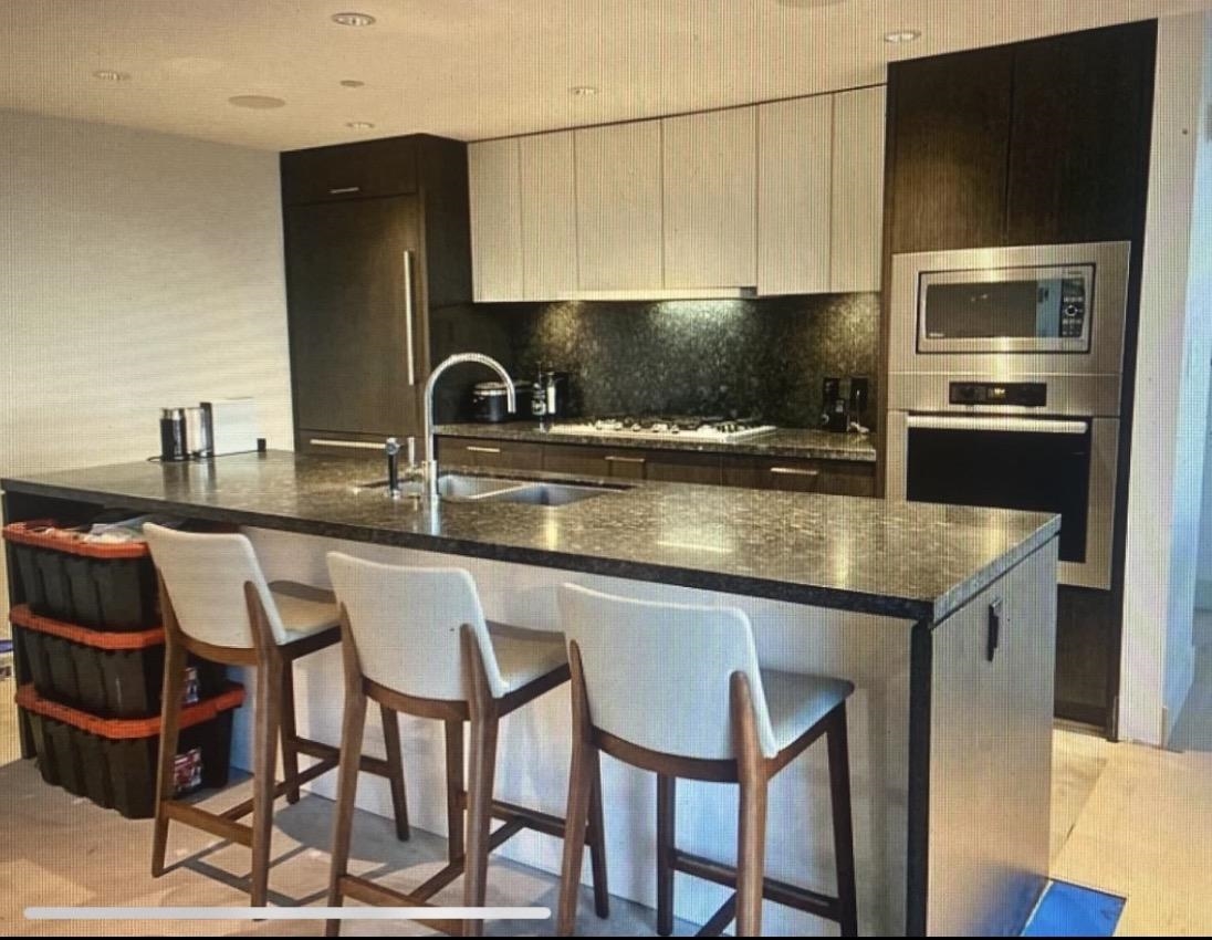 120 E 4th Street 205