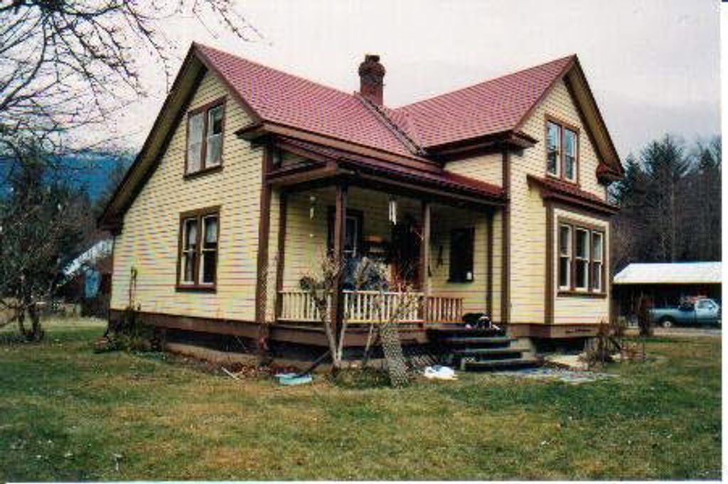 listing image 1108470745222782913