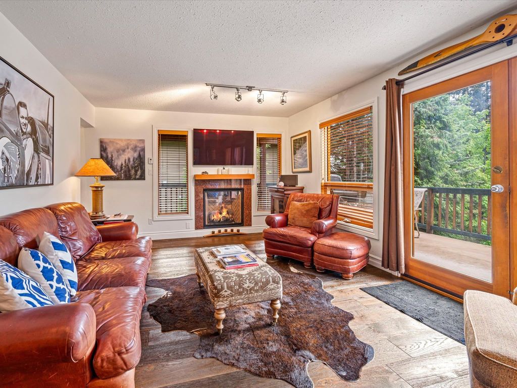 listing image 1105809145254089094