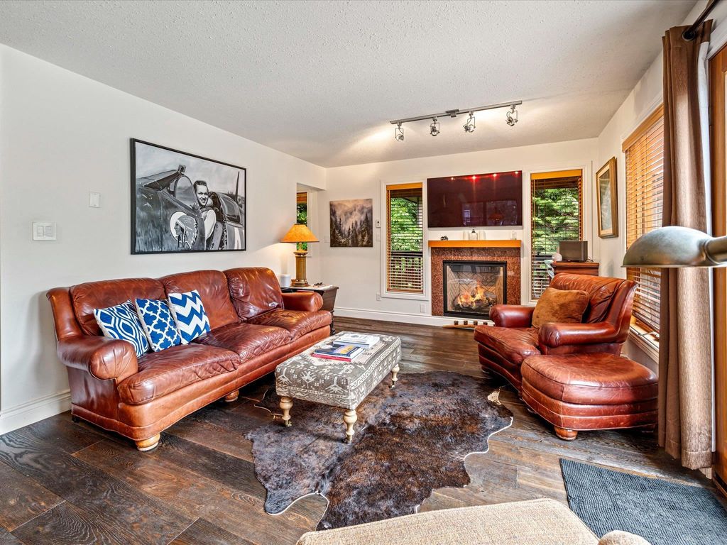 listing image 1108797014737869937