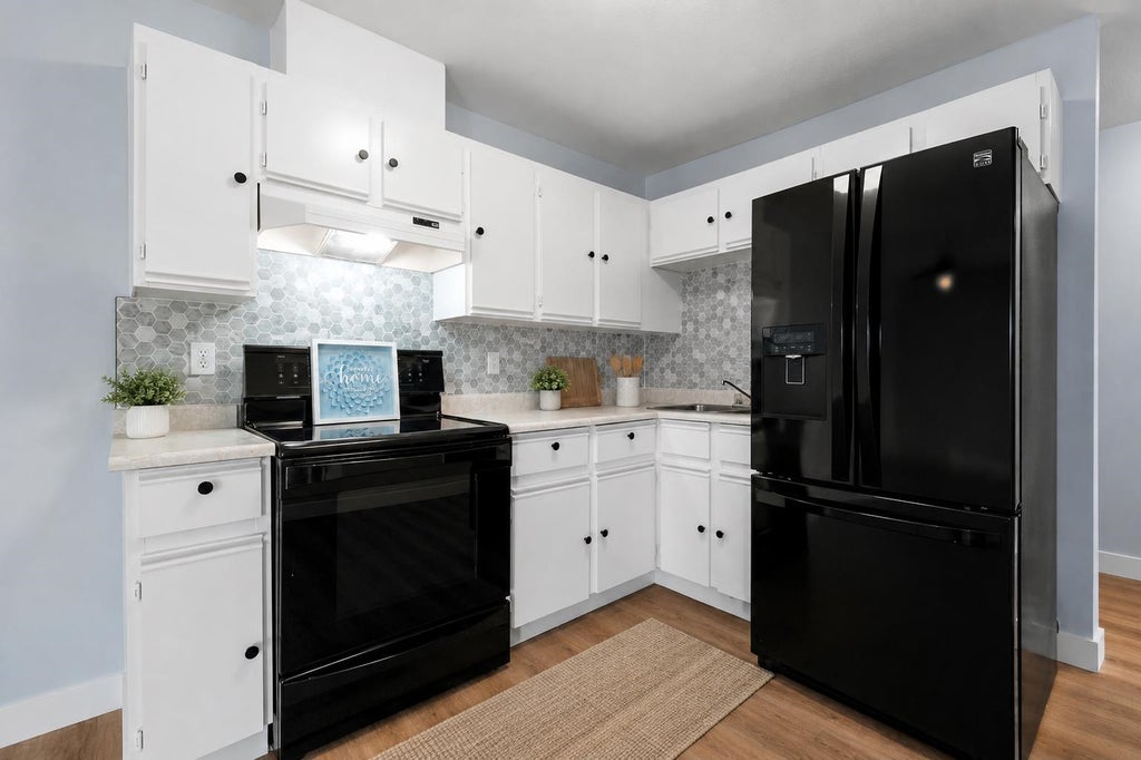 Photo of 45669 Mcintosh Drive #220, Chilliwack, BC V2P 6V4 (MLS # R3160882)