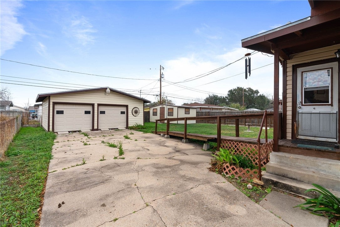 3906 Pyle Drive