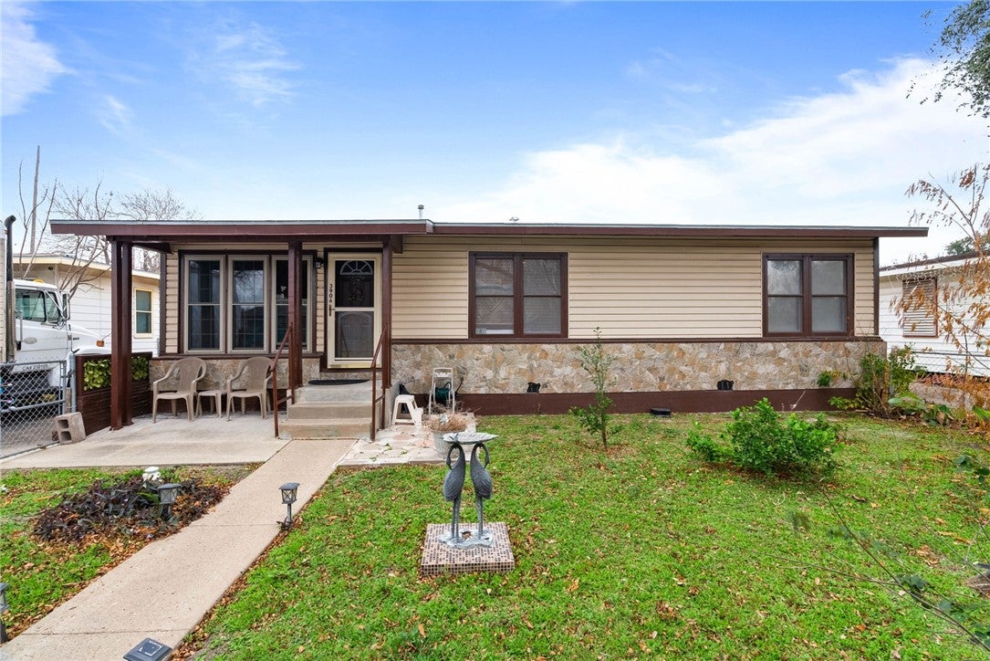 3906 Pyle Drive