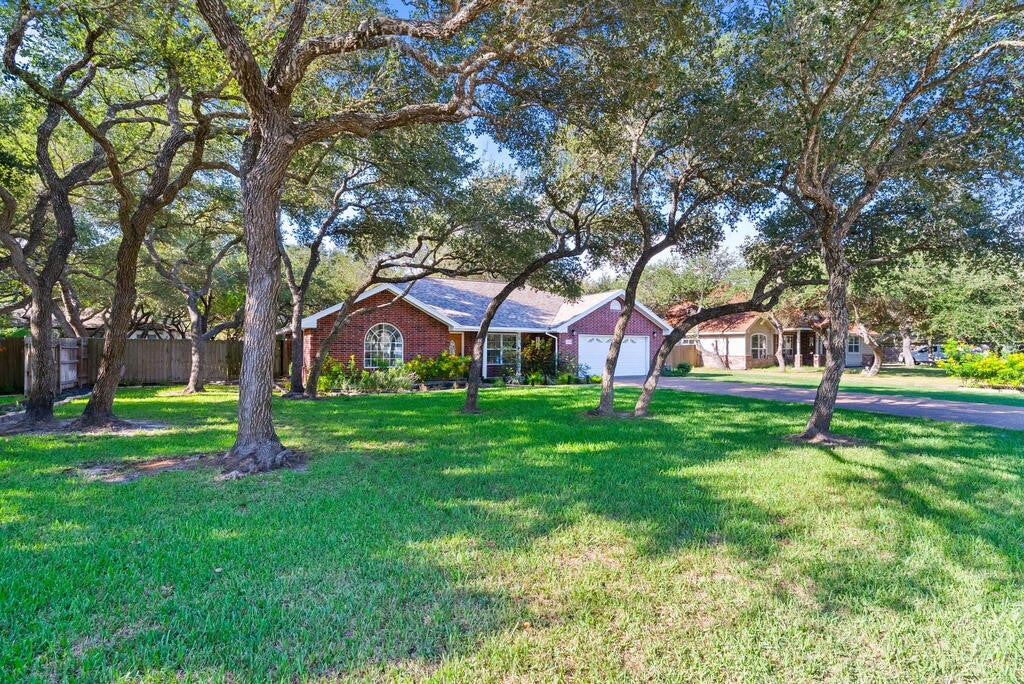 102 NORTH SANTA CLARA DR Drive