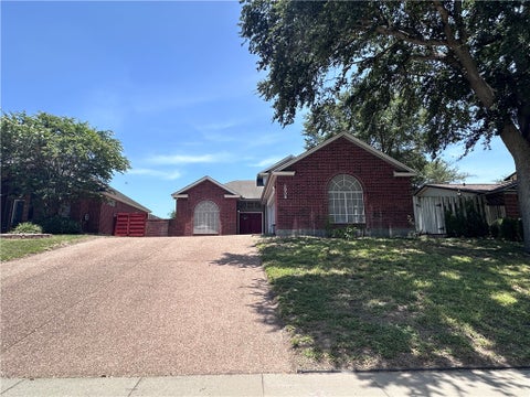 Photo of 3906 Mckinzie RD, Corpus Christi, TX 78410 (MLS # 479701)
