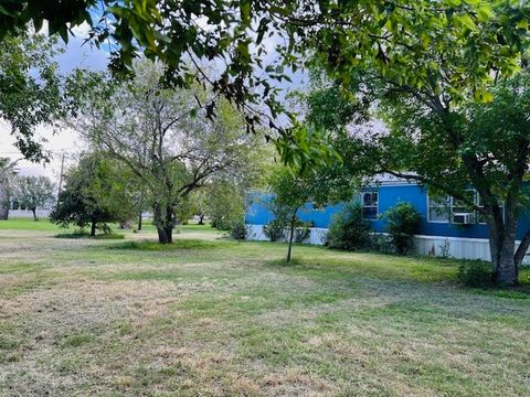 A home in Austwell