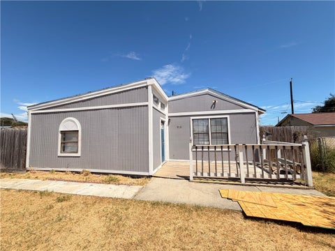 Photo of 912 Denver Street, Portland, TX 78374 (MLS # 482218)