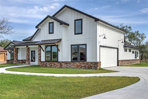 A home in Robstown