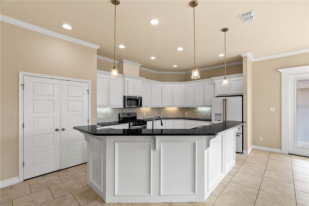 1717 Sea Oak Drive