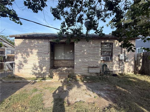 Photo of 1041 Golla Drive, Corpus Christi, TX 78407 (MLS # 479886)