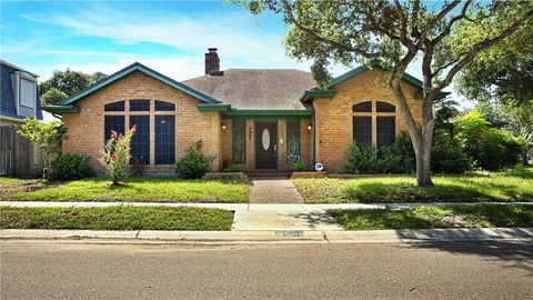 Photo of 7401 Venice Drive, Corpus Christi, TX 78413 (MLS # 478627)