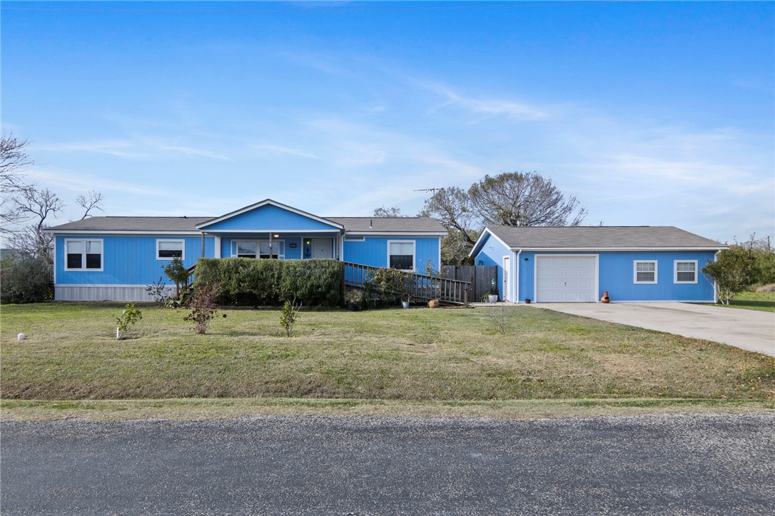 View Bayside, TX 78340 mobile home
