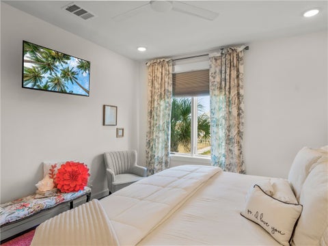 Tiny photo for 630 W Center Square W #205, Port Aransas, TX 78373 (MLS # 481714)