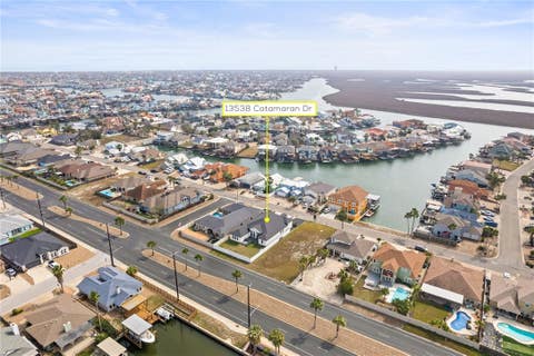 Photo of 13538 Catamaran Drive, Corpus Christi, TX 78418 (MLS # 479381)