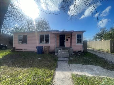 Photo of 251 W Longview Street, Corpus Christi, TX 78408 (MLS # 472844)