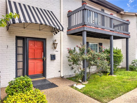 Photo of 9 Rock Creek Drive #9, Corpus Christi, TX 78412 (MLS # 478518)