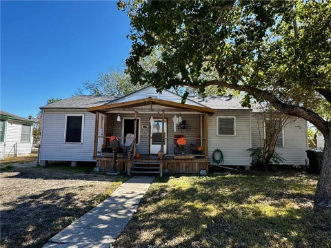 Photo of 1230 Brentwood Drive, Corpus Christi, TX 78404 (MLS # 478533)