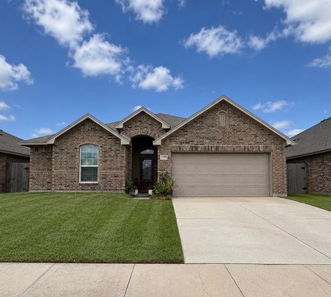 Photo of 2905 Besterio Drive, Corpus Christi, TX 78415 (MLS # 478676)