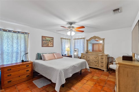 Tiny photo for 555 Silver Creek, Sinton, TX 78387 (MLS # 482283)