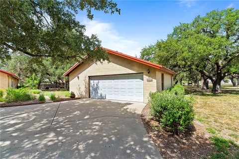 Tiny photo for 555 Silver Creek, Sinton, TX 78387 (MLS # 482283)