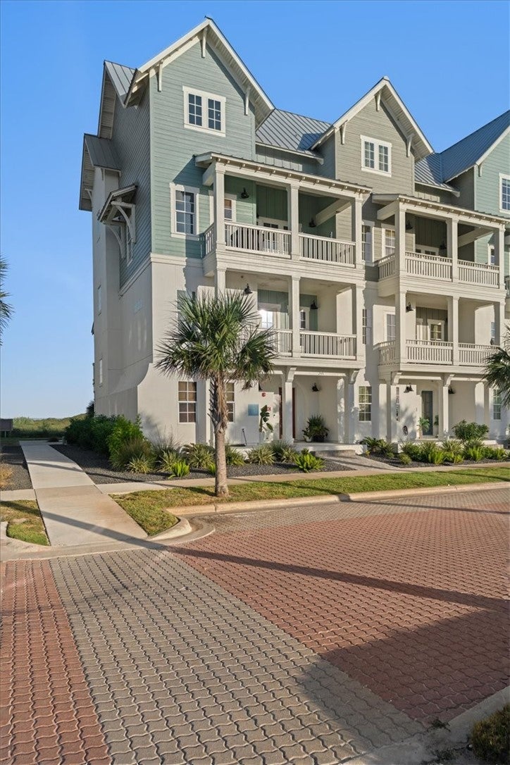 244 Sunrise Avenue
