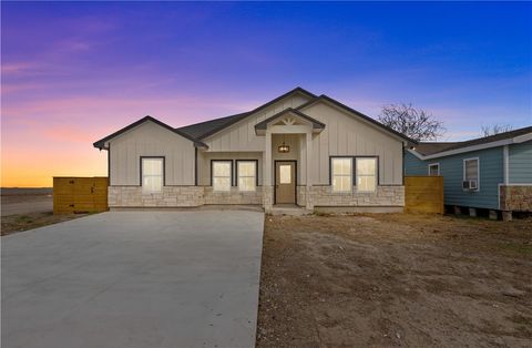 A home in Robstown