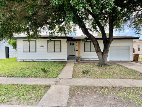 Photo of 4725 Jean Street, Corpus Christi, TX 78411 (MLS # 477241)