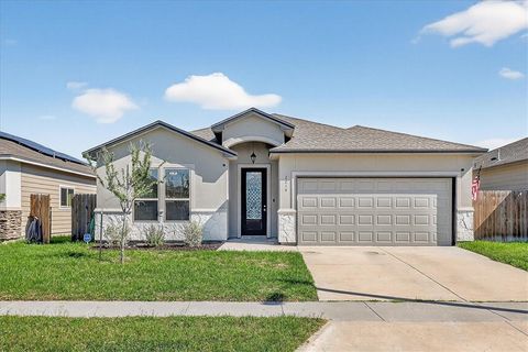 Photo of 2214 Cuarzo Drive, Corpus Christi, TX 78414 (MLS # 472451)