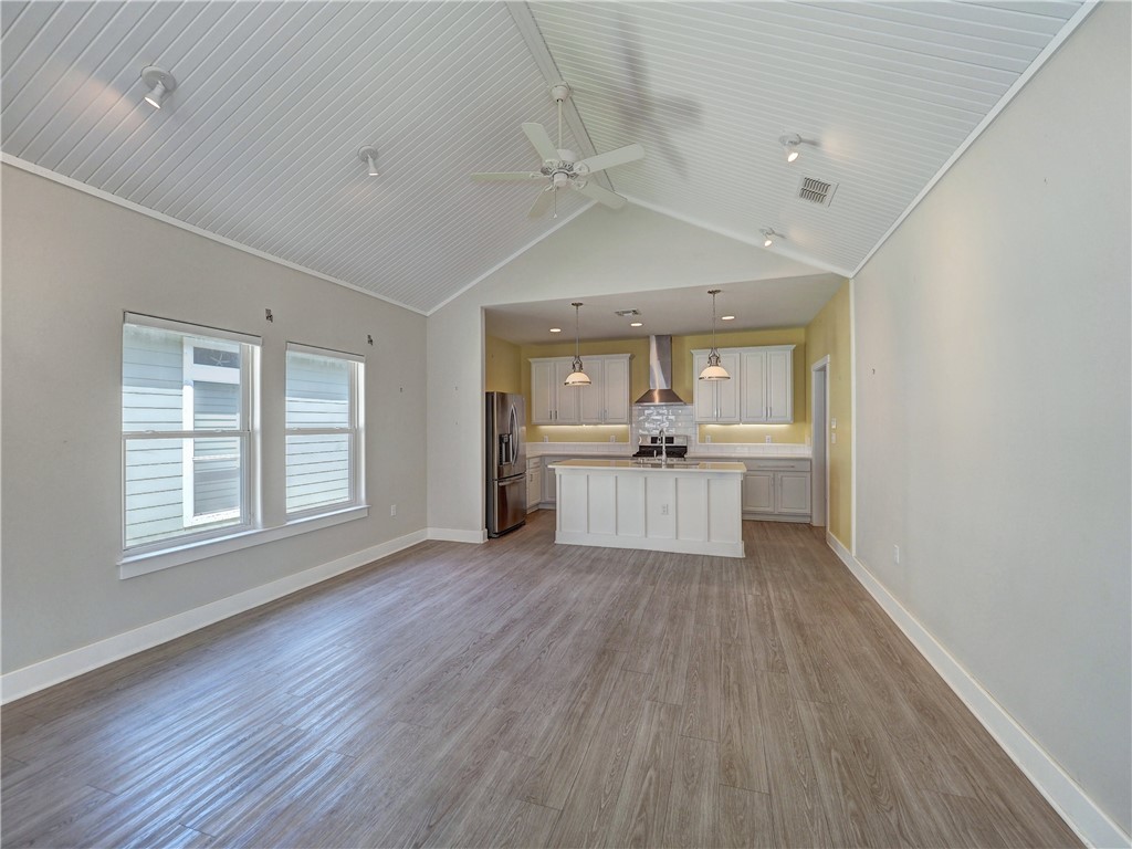 Rockport, Texas 78352, United States, 3 Bedrooms Bedrooms, ,2 BathroomsBathrooms,Residential,Active,210980